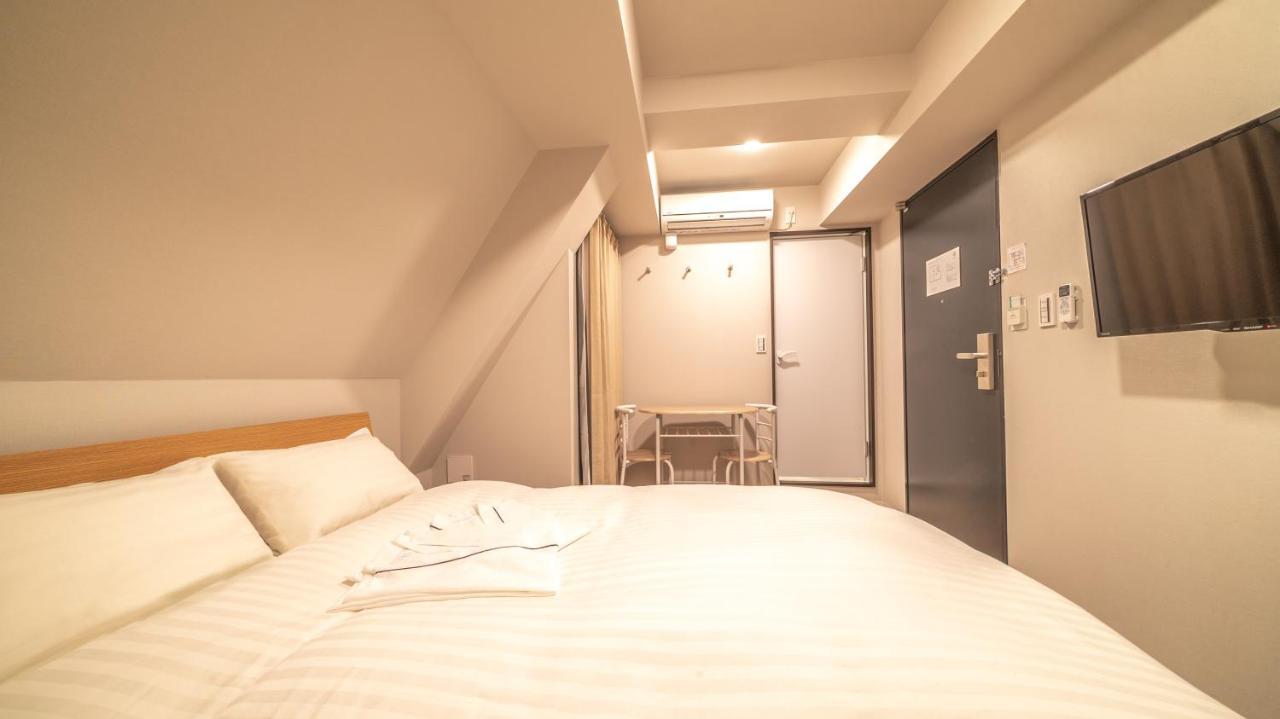 Floral - Iron Tower Hotel 3*
